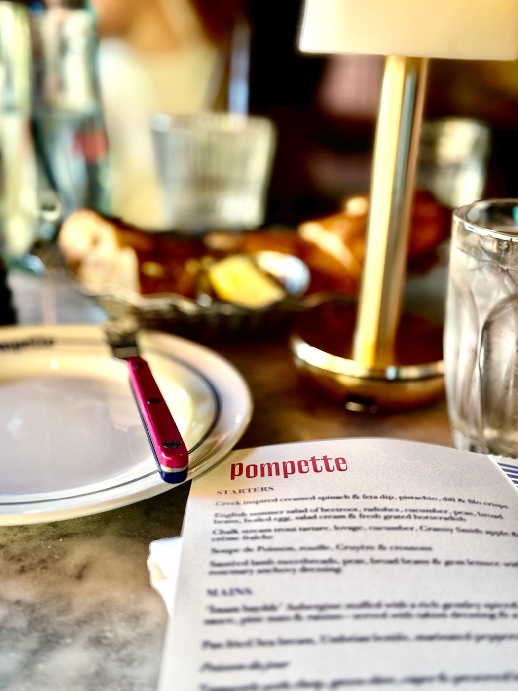 Pompette interior